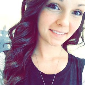 Meet your Posher, Felisha